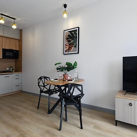 ז'שוב Superapart Prymasa 1000-Lecia 6A, Hidden Gem - Ideal For Relaxation & Escapes מראה חיצוני תמונה